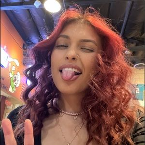 Meet your Posher, Marilyn